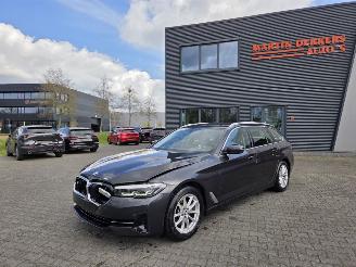 Unfallwagen BMW 5-serie HYBRIDE-DIESEL 120KW / 40DKM 2023/8