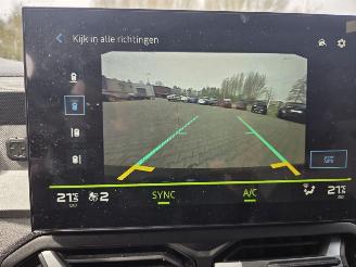 Dacia Bigster 1.8 HYBR-BENZINE  / AUTOMAAT  / 7400 KM picture 19