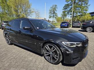 BMW 3-serie 320i -135KW M-SPORT / PANO /AUTOM picture 8