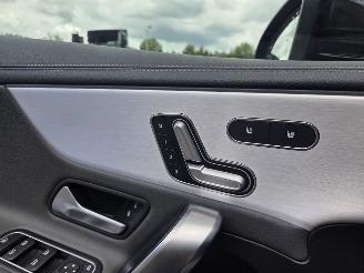 Mercedes A-klasse 200 /120KW-AUTOMAAT   / AMG PAKKET / PANO  / LEER / 78 DKM. picture 24