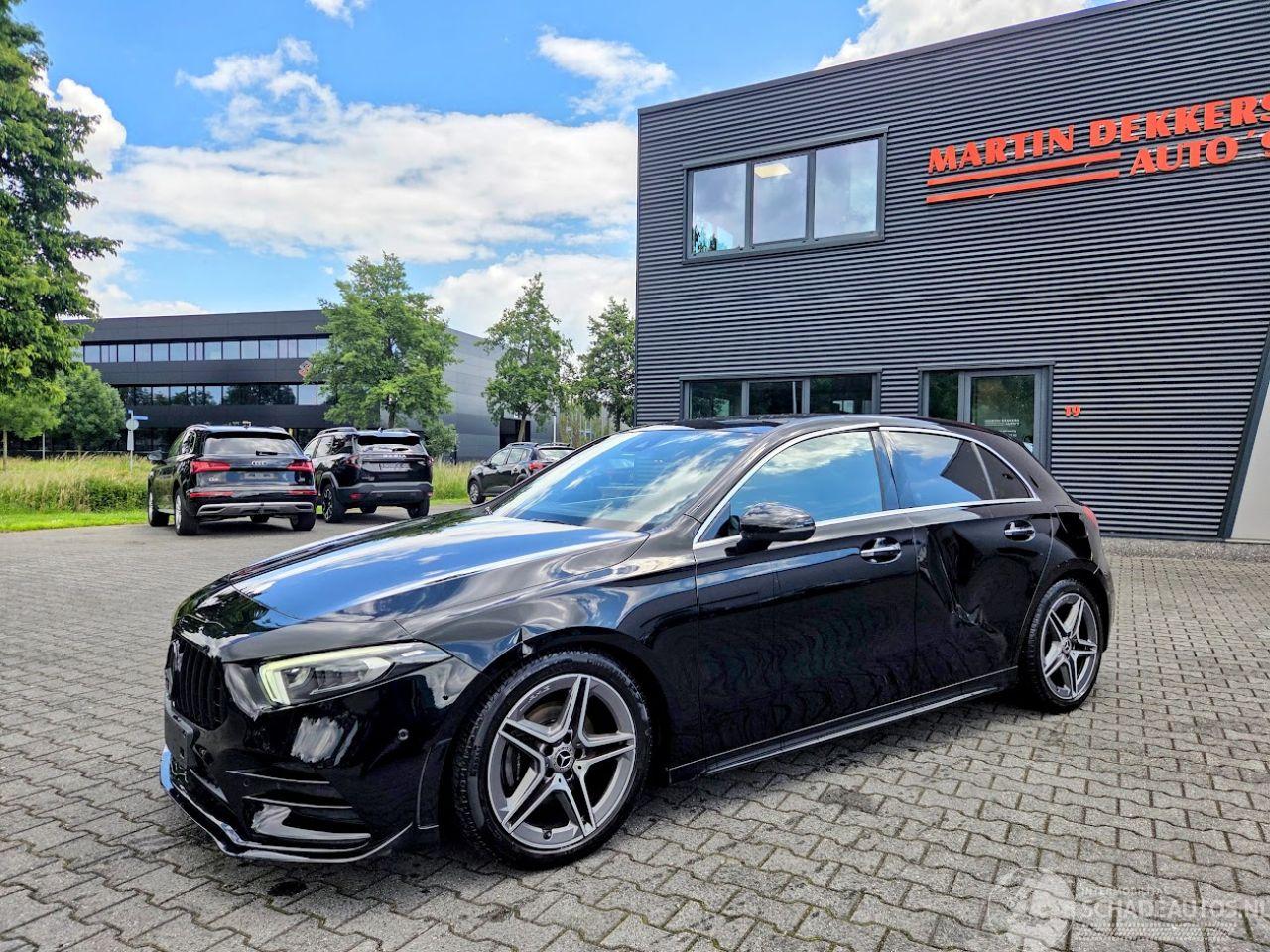 Mercedes A-klasse 200 /120KW-AUTOMAAT   / AMG PAKKET / PANO  / LEER / 78 DKM.