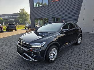 skadebil auto Volkswagen T-Roc DIG COCKPIT / STOELVERW / NAVI / CAMERA 2024/2