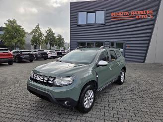 skadebil auto Dacia Duster TCe 67KW / CAMERA / NAVI 2023/2