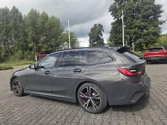 BMW 3-serie M-SPORT / PANO / CAMERA / H.K AUDIO / DRAVITGRAU MET picture 3
