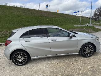 Mercedes A-klasse 180 prestige automaat/navi/camera picture 7