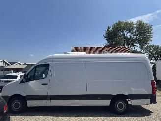 Volkswagen Crafter 35 2.0 TDI L3H3 MAXI picture 5