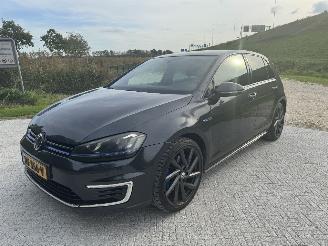 Volkswagen Golf 1.4 TSi GTE picture 2