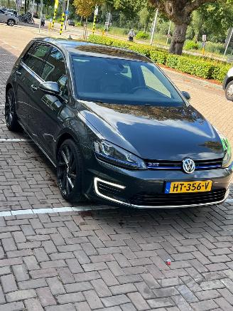 Unfallwagen Volkswagen Golf 1.4 TSi GTE 2015/12