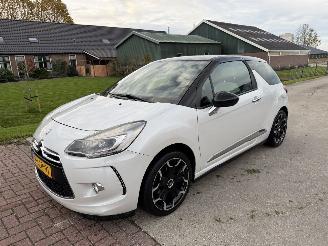 Unfallwagen Citroën DS3 1.6 VTI | AUTOMAAT | CAMERA | LEER | NAVI | CLIMA | NL-AUTO 2014/11