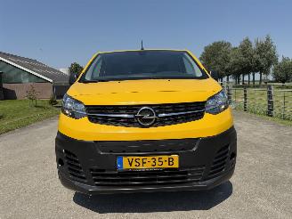 Opel Vivaro-e L3H1 50 kWh | CAMERA | CRUISE | CARPLAY | DAB | NAVIGATIE picture 4