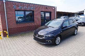 Gebrauchtwagen PKW Fiat Tipo LOUNGE AUTOMAAT 2020/8