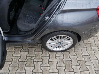 BMW 1-serie 120 d M SPORT LED ALCANTARA picture 16
