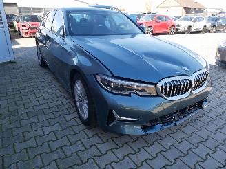 BMW 3-serie 320 D LUXURY LINE LEDER LED HUD picture 4