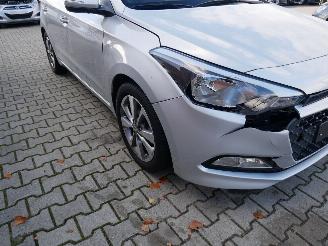 Hyundai I-20  picture 8