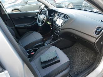 Hyundai I-20  picture 20