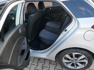 Hyundai I-20  picture 17