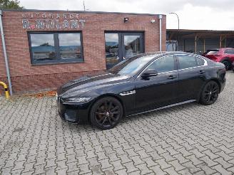 Vaurioauto  passenger cars Jaguar XF R DYNAMIC MOTORSCHADE 2020/2