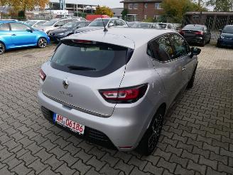 Renault Clio LED CLIMATE CONTROL picture 3