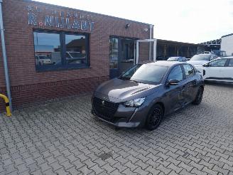 krockskadad bil auto Peugeot 208 LIKE 2020/9