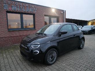 Unfallwagen Fiat 500E ICON 2022/5