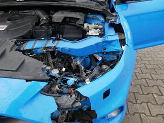 Ford Focus RS BLEU & BLACK ALCANTARA picture 6