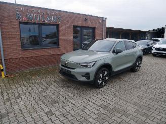 krockskadad bil auto Volvo C-40 PANORAMADAK 2023/10