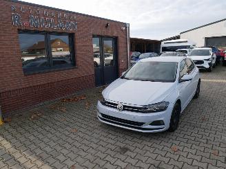 uszkodzony samochody osobowe Volkswagen Polo  2018/9