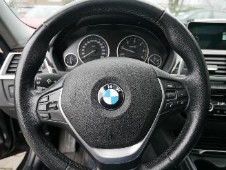 BMW 3-serie 320 D LUXURY X-DRIVE PANORAMADAK LEER LED picture 15