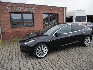 skadebil auto Tesla Model 3 STANDAARD RANGE PLUS PANORAMADEK LEER LED 2019/12