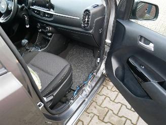 Kia Picanto  picture 6