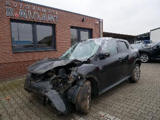 krockskadad bil auto Nissan Juke  2016/4