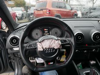 Audi S3 QUATTRO picture 17
