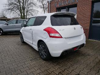 Suzuki Swift  picture 4