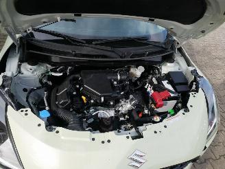 Suzuki Swift DUALJET HYBRIDE COMFORT LED AUTOMAAT picture 8