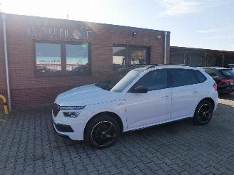 krockskadad bil auto Skoda Kamiq MONTE CARLO PANORAMADAK LED 2024/3
