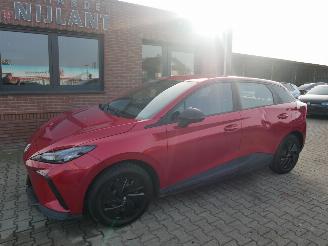 Coche accidentado MG MG4 LEER LED 2023/5