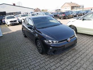 Volkswagen Polo LIFE IQ DRIVE LED APPLE CARPLAY picture 2