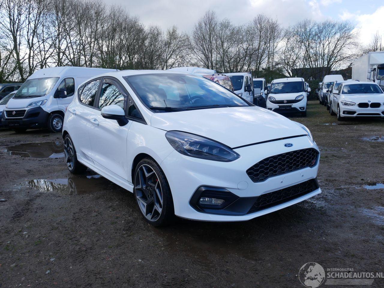Ford Fiesta ST LED B&O