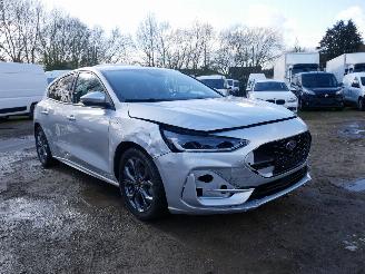 Voiture accidenté Ford Focus ST LINE X 2025/9