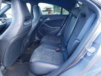 Mercedes Cla-klasse CLA 200 D AMG PANORAMADAK LED ALCANTARA picture 10