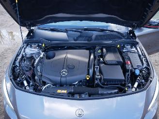 Mercedes Cla-klasse CLA 200 D AMG PANORAMADAK LED ALCANTARA picture 5