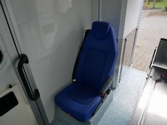 Mercedes Sprinter 519 CDI ZIEKENHUIS AUTO picture 23