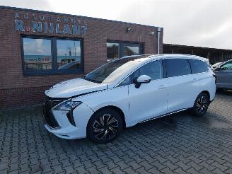 škoda osobní automobily DFSK  FORTHING U TOUR PANORAMADAK LEER LED 7 PERSOONS 2023/10