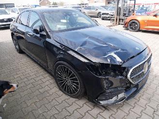 Mercedes E-klasse E 220 CDI AMG PREMIUM PANORAMADAK ALCANTARA LED  360° HUD picture 4