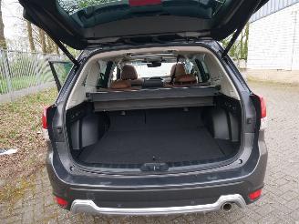 Subaru Forester PREMIUM AWD PANORAMADAK LEER LED BENZINE HYBRIDE picture 14