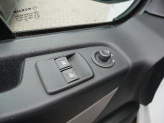 Renault Trafic L1H1 AIRCO picture 11