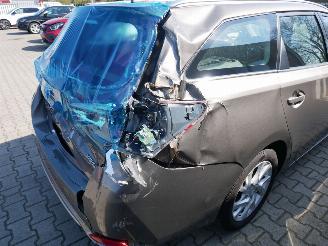 Toyota Auris Touring Sports COMFORT HYBRIDE picture 9