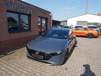Schadeauto Mazda 3 SKYACTIVE TAKUMI LED LEER SCHUIFDAK BOSE 2025/12