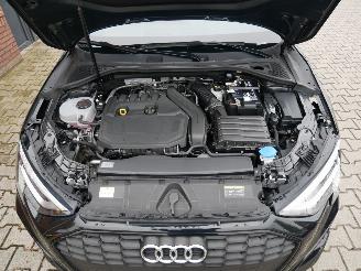Audi A3 35 TFSI S-LINE MATRIX LED ALCANTARA picture 9