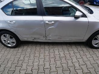 Skoda Octavia  picture 8